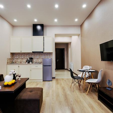 Residence North Avenue, Teryan 8. 14 2 耶烈万 外观 照片