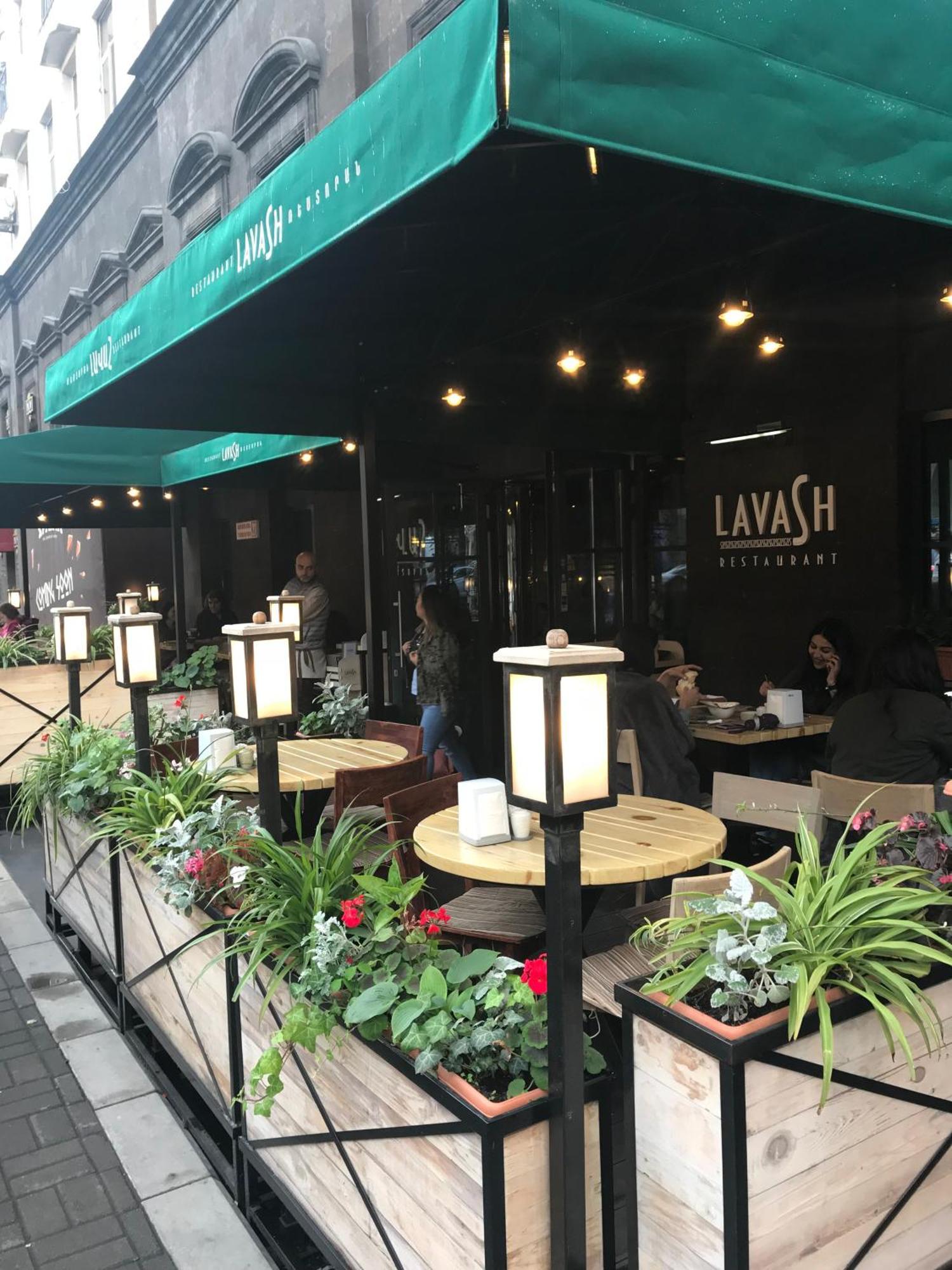 Residence North Avenue, Teryan 8. 14 2 耶烈万 外观 照片