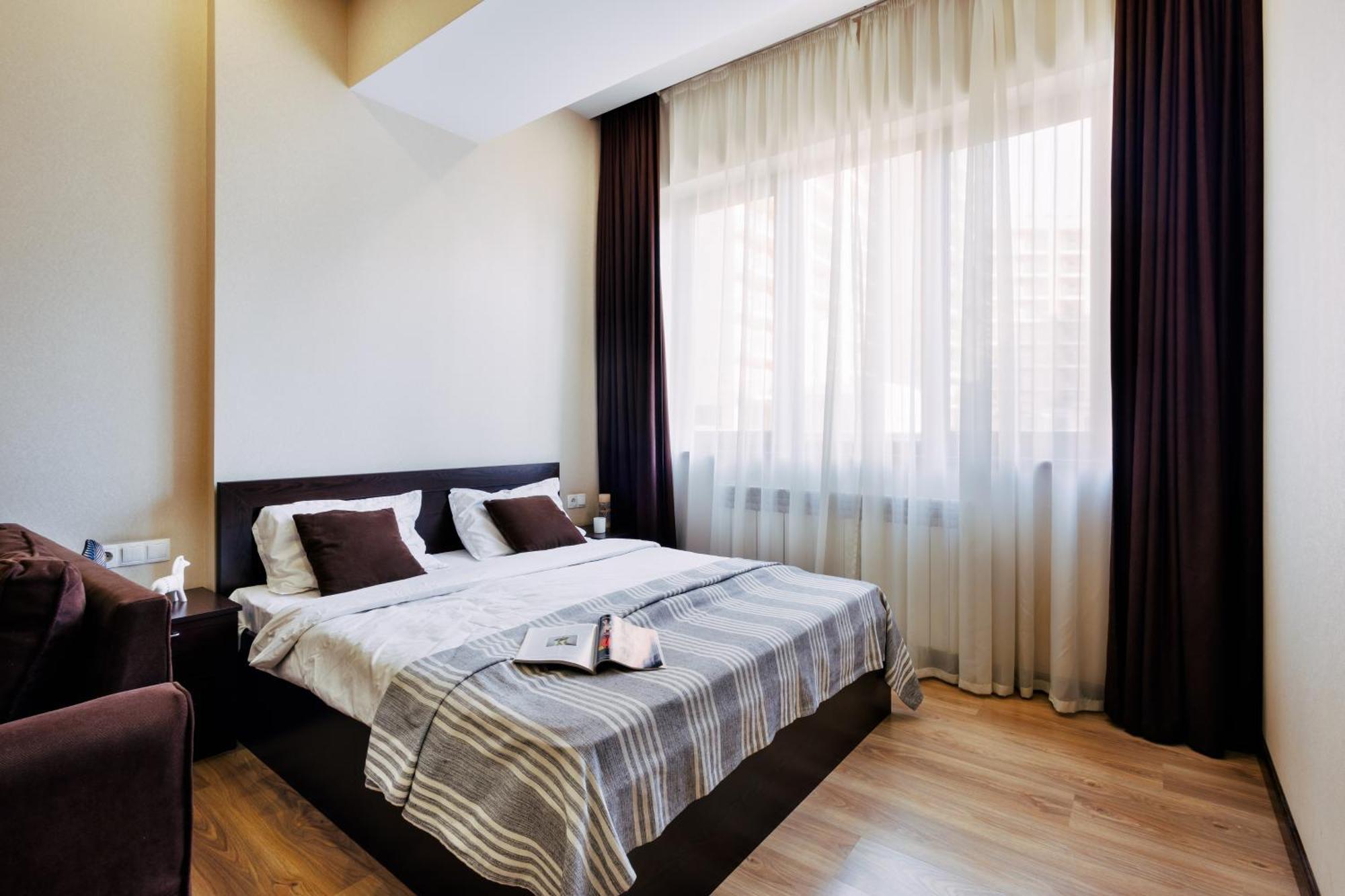 Residence North Avenue, Teryan 8. 14 2 耶烈万 外观 照片