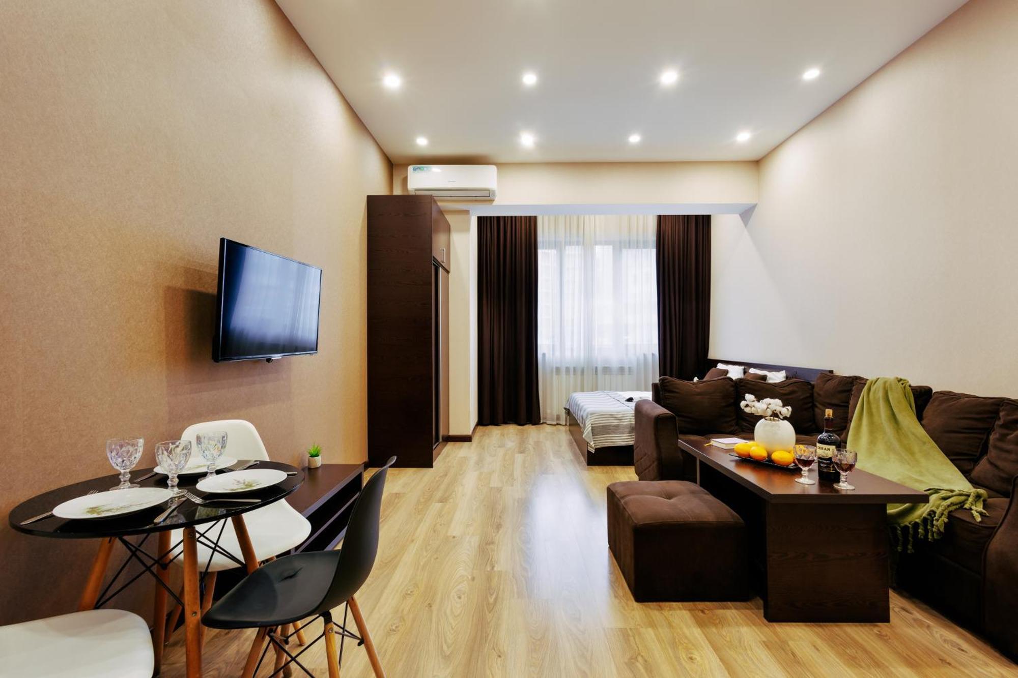 Residence North Avenue, Teryan 8. 14 2 耶烈万 外观 照片