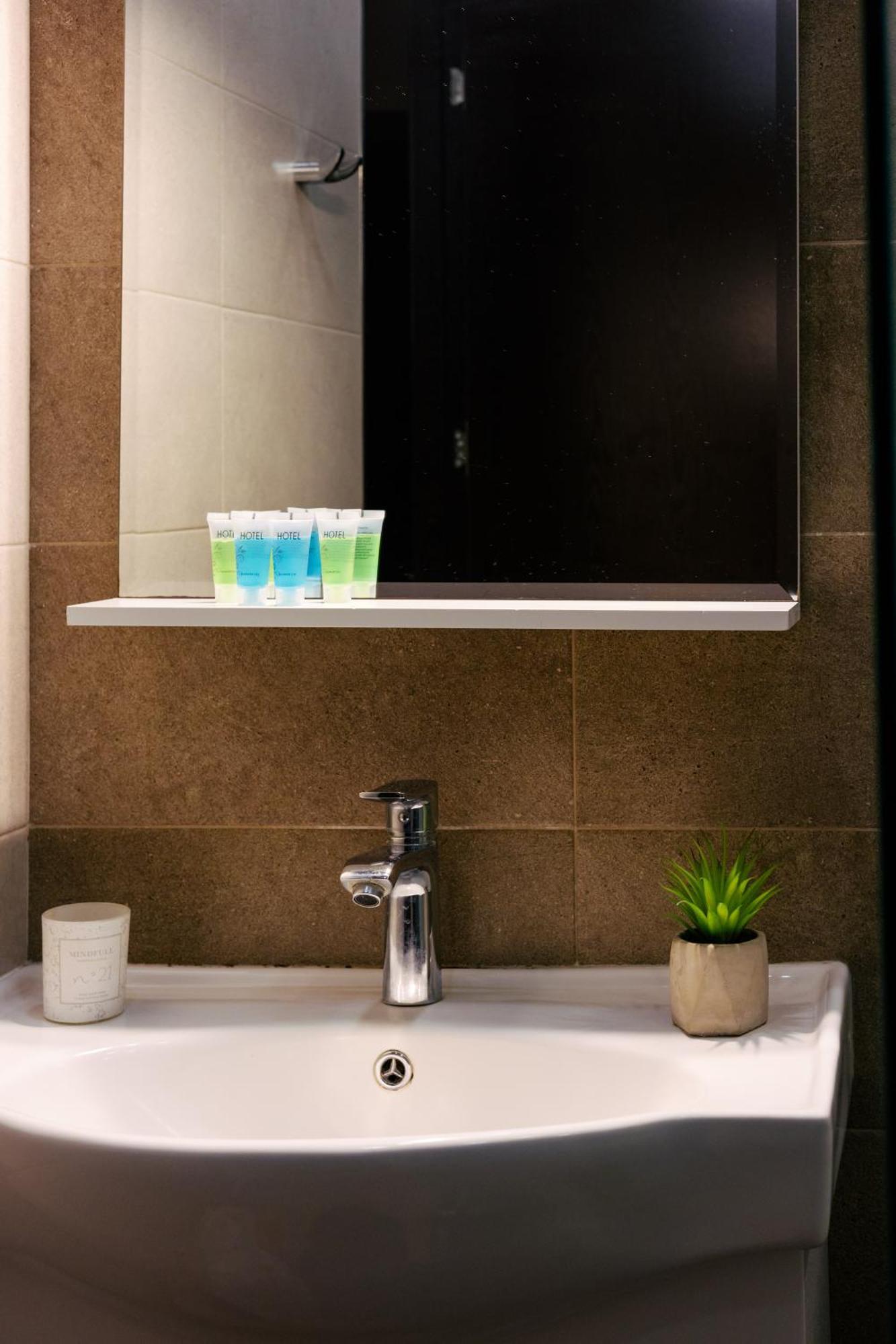 Residence North Avenue, Teryan 8. 14 2 耶烈万 外观 照片