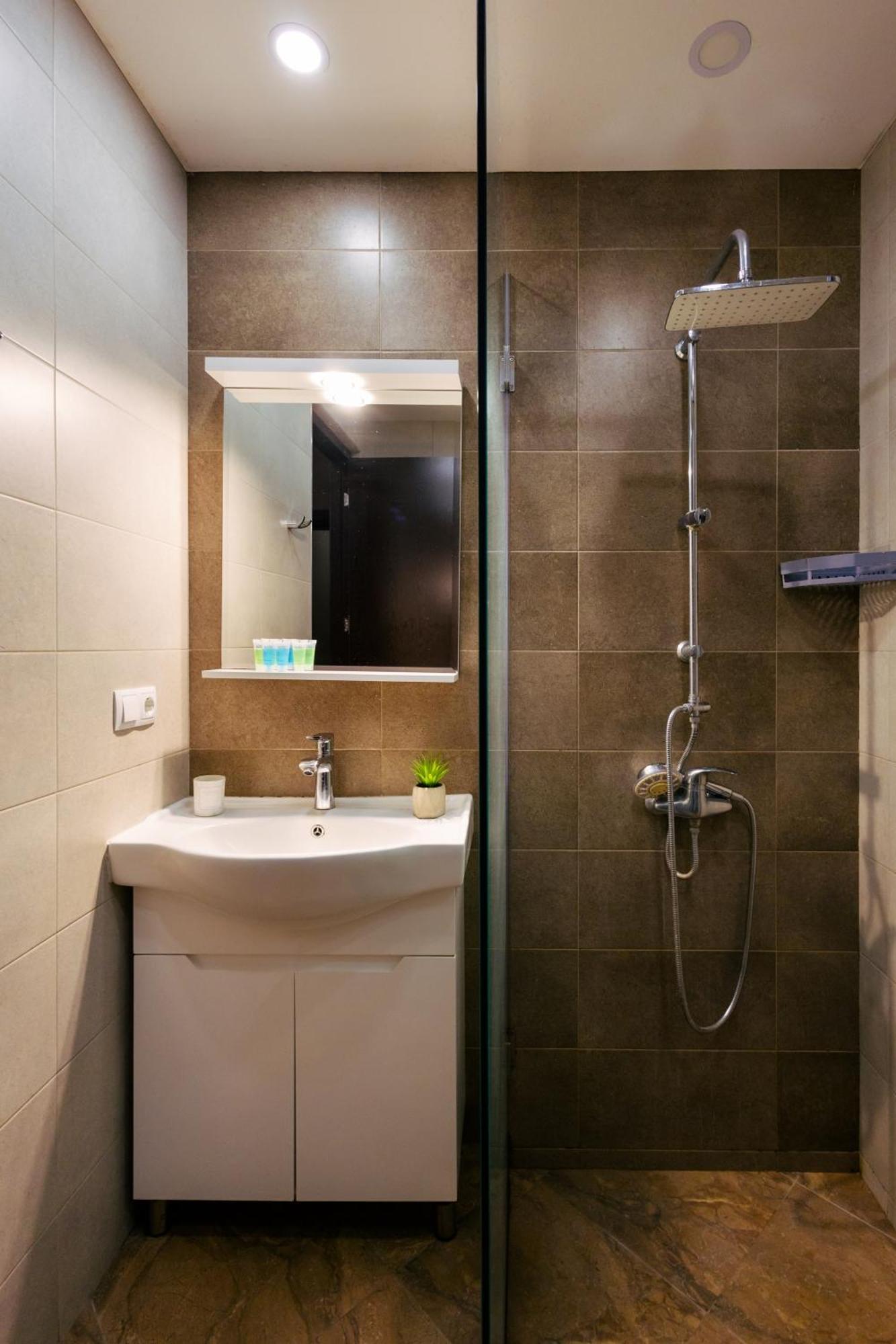 Residence North Avenue, Teryan 8. 14 2 耶烈万 外观 照片